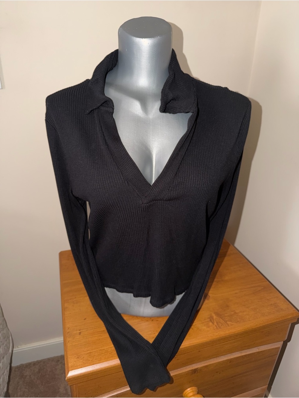 H&M Black Ribbed V-Neck Long Sleeve Top